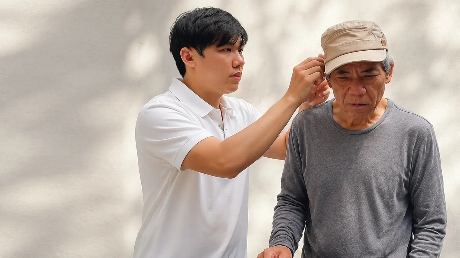 Máy Trợ Thính Cho Người Già: Giải Pháp Vàng Bảo Vệ Trí Tuệ Và Chất Lượng Sống
